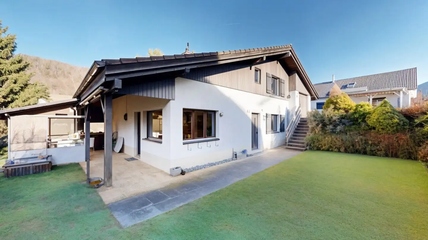 Single house for sale - 2738 Court