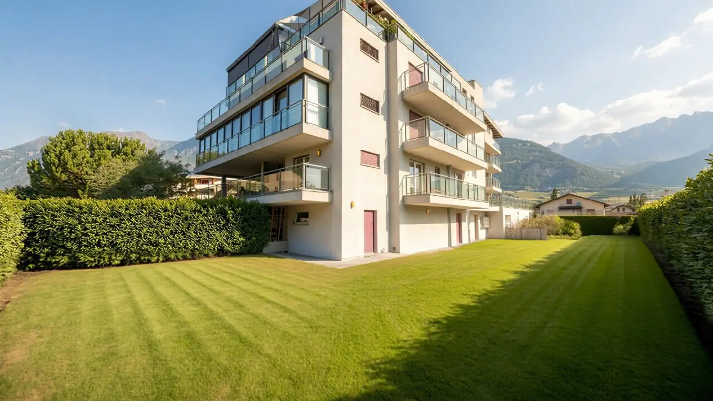 Apartment for sale - 1907 Saxon