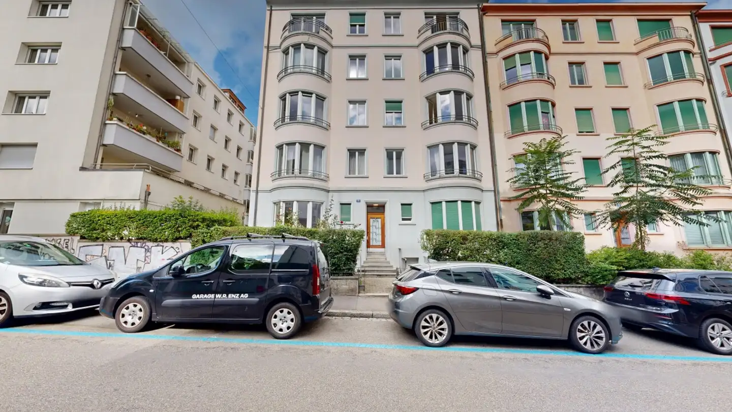 Mixed-use building for sale - 4055 Basel