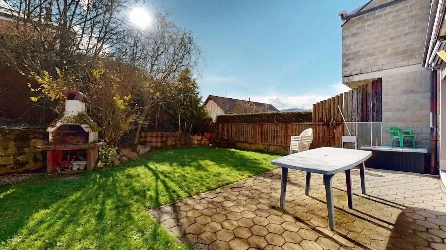 Maison en terrasse à vendre - 2063 Vilars NE