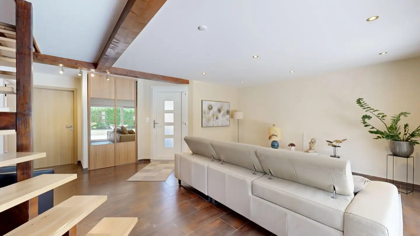 Row house for sale - 1907 Saxon - Photo 2