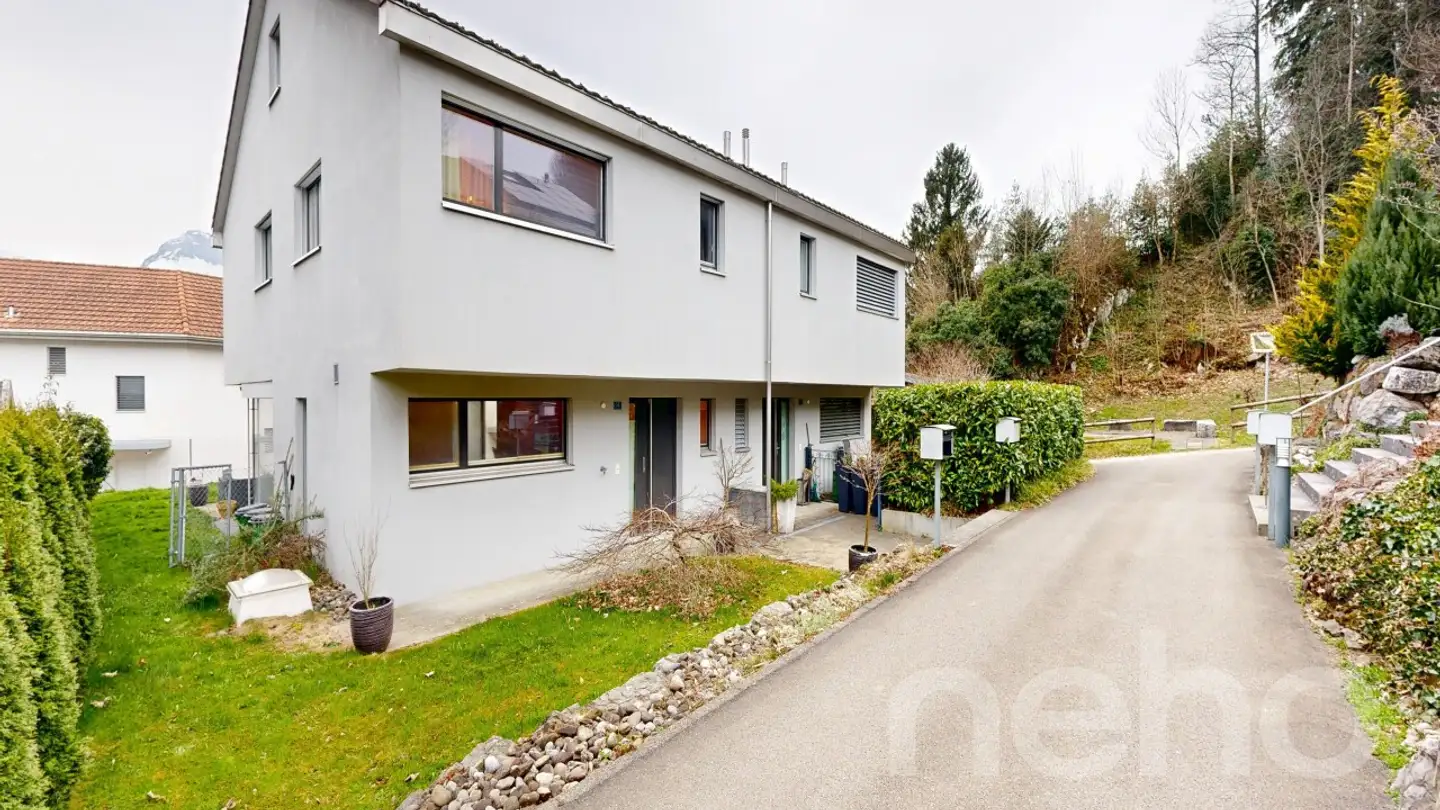 Row house for sale - 6443 Morschach