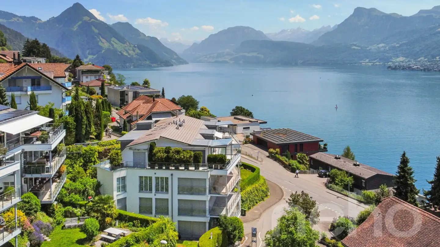 Appartamento a gradini in vendita - 6373 Ennetbürgen