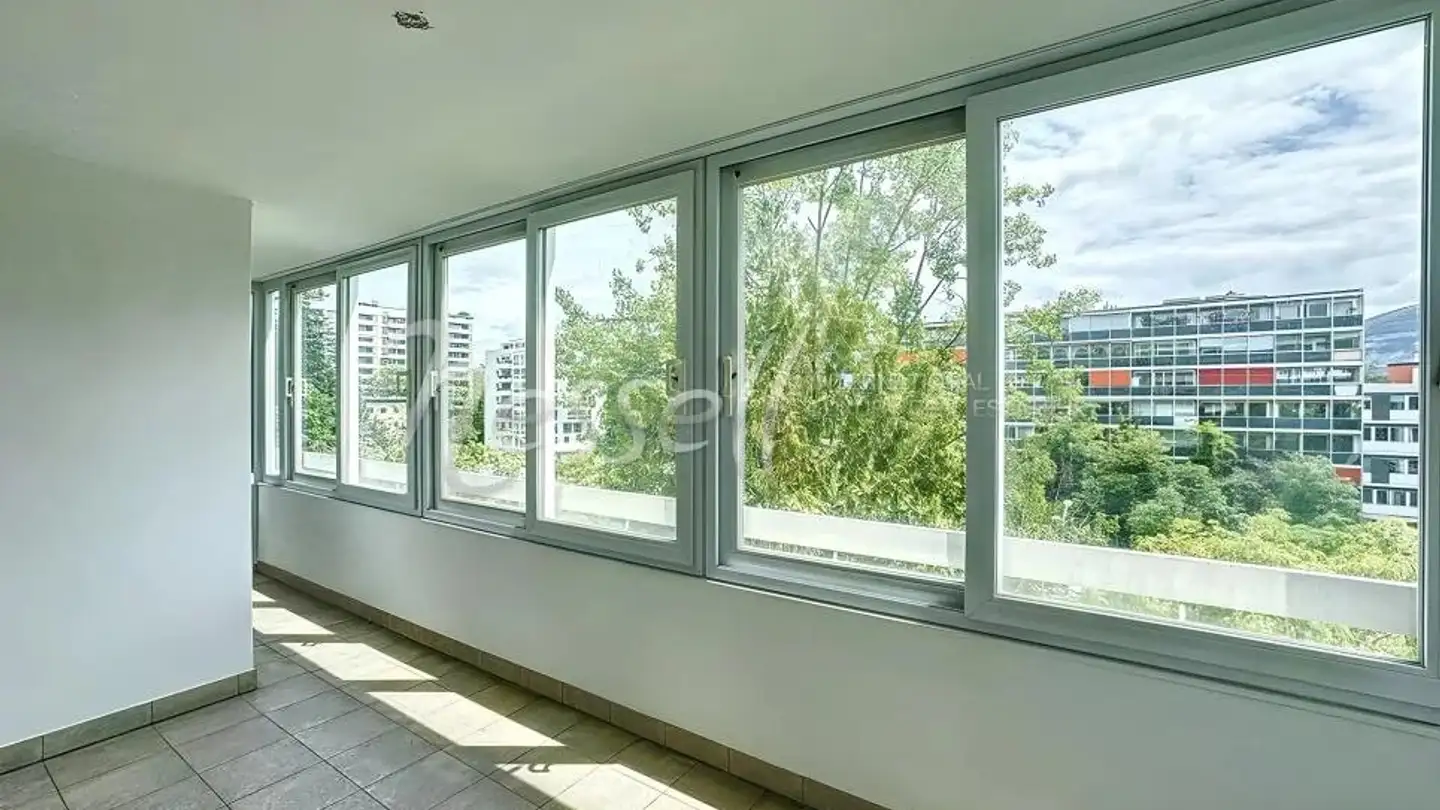 Apartment for rent - 1206 Genève - Photo 2