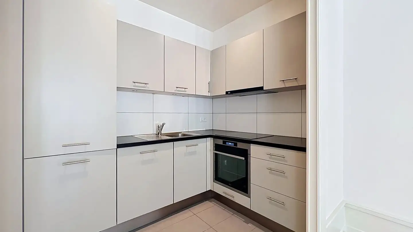 Appartement à louer - Rue Des Eaux-Vives, 1207 Genève - Photo 4