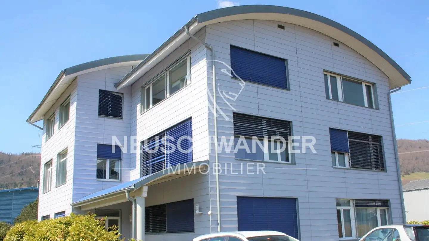 Magasin à louer - 2855 Glovelier - Photo 4