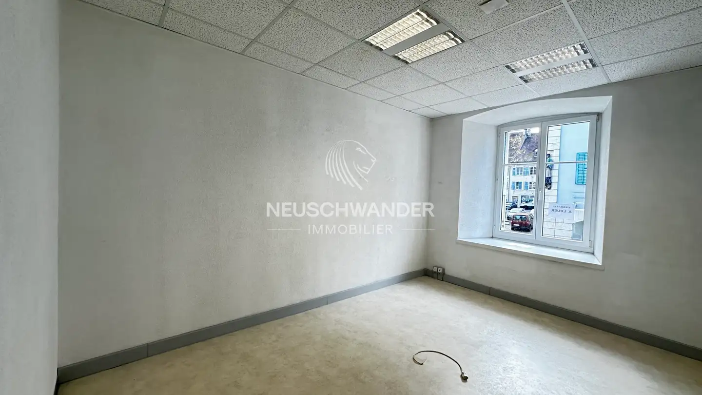 Shop for rent - Rue Du Jura, 2800 Delémont - Photo 4