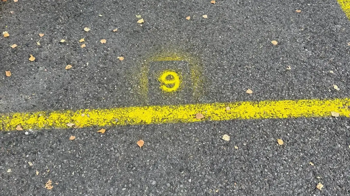 Parcheggio esterno in affitto - Aux Fossés 1, 2852 Courtételle - Foto 2