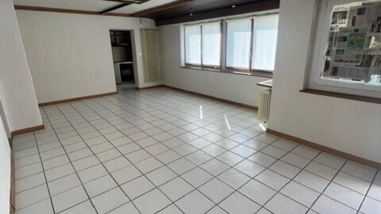 Shop for rent - Rue Du Vieux-Moulin 16, 2852 Courtételle