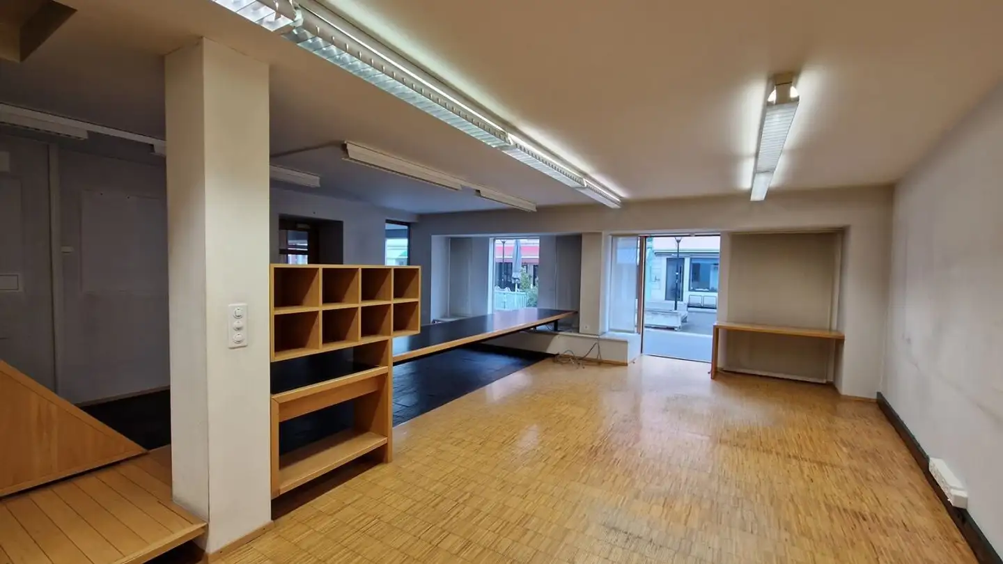 Shop for rent - Rue Du 23-Juin 13, 2800 Delémont