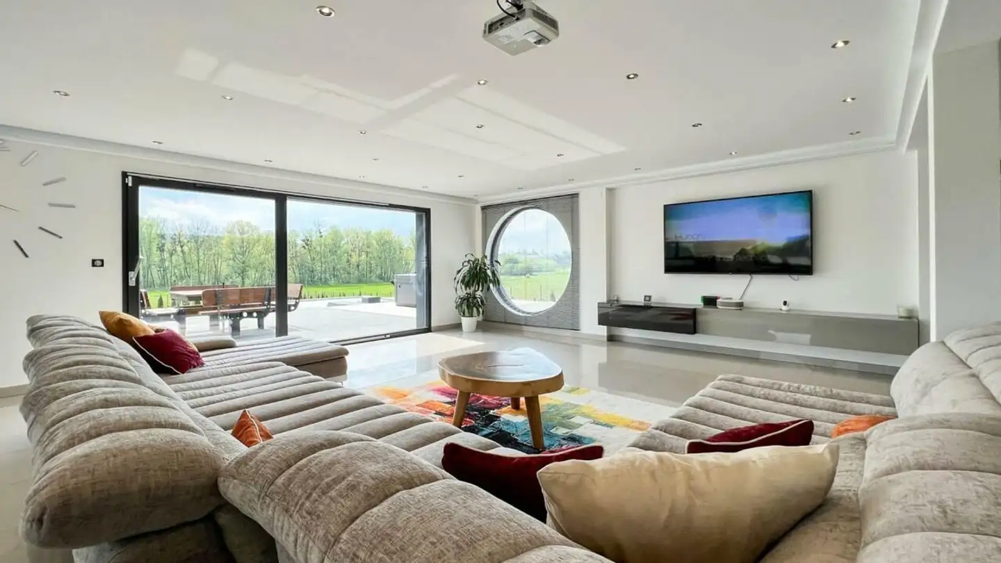 Villa for sale - 2882 St-Ursanne - Photo 4