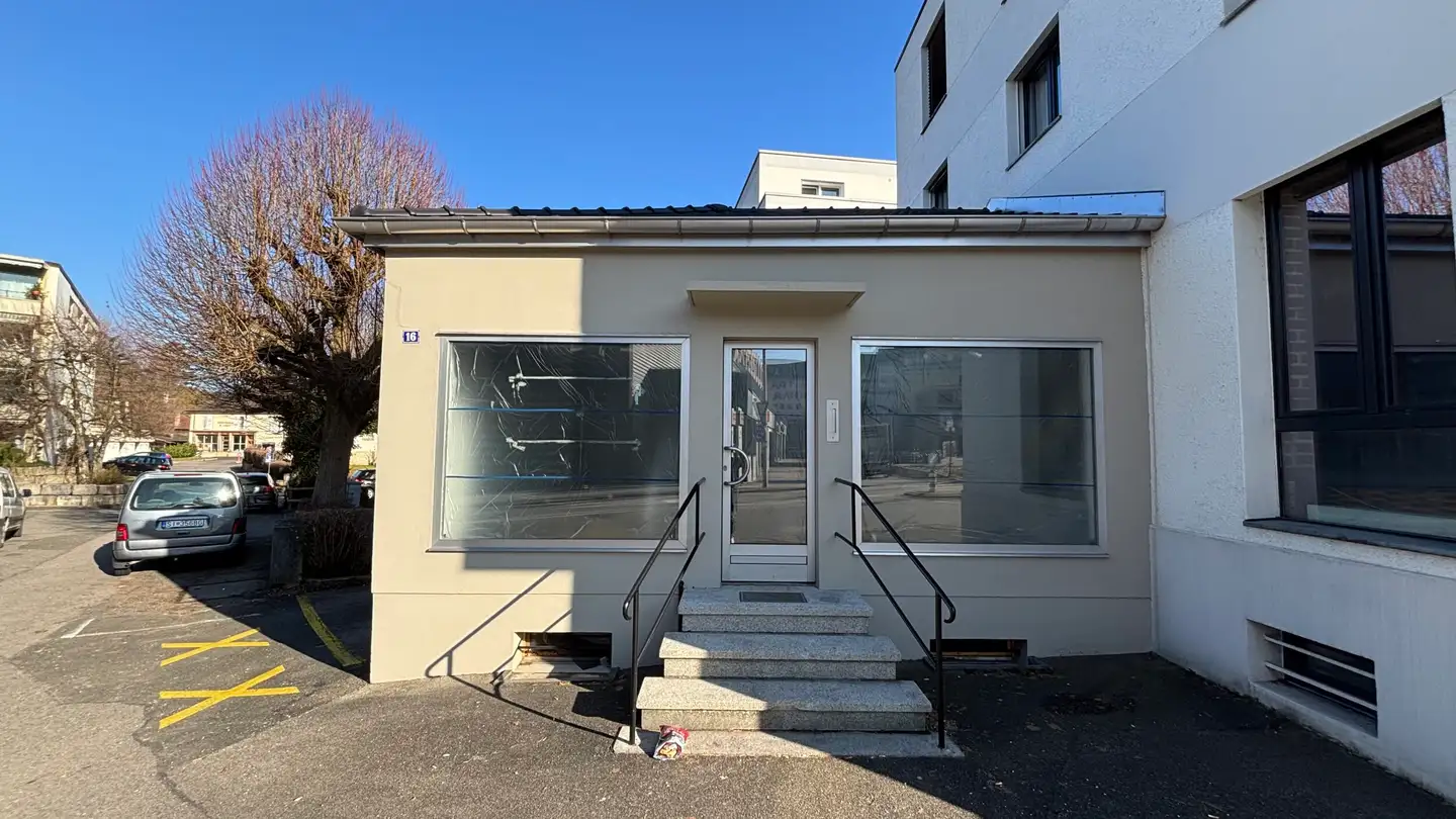 Shop for sale - Rue Du Jura, 2900 Porrentruy