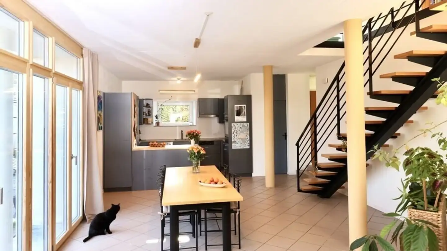 Row house for sale - 2906 Chevenez - Photo 2