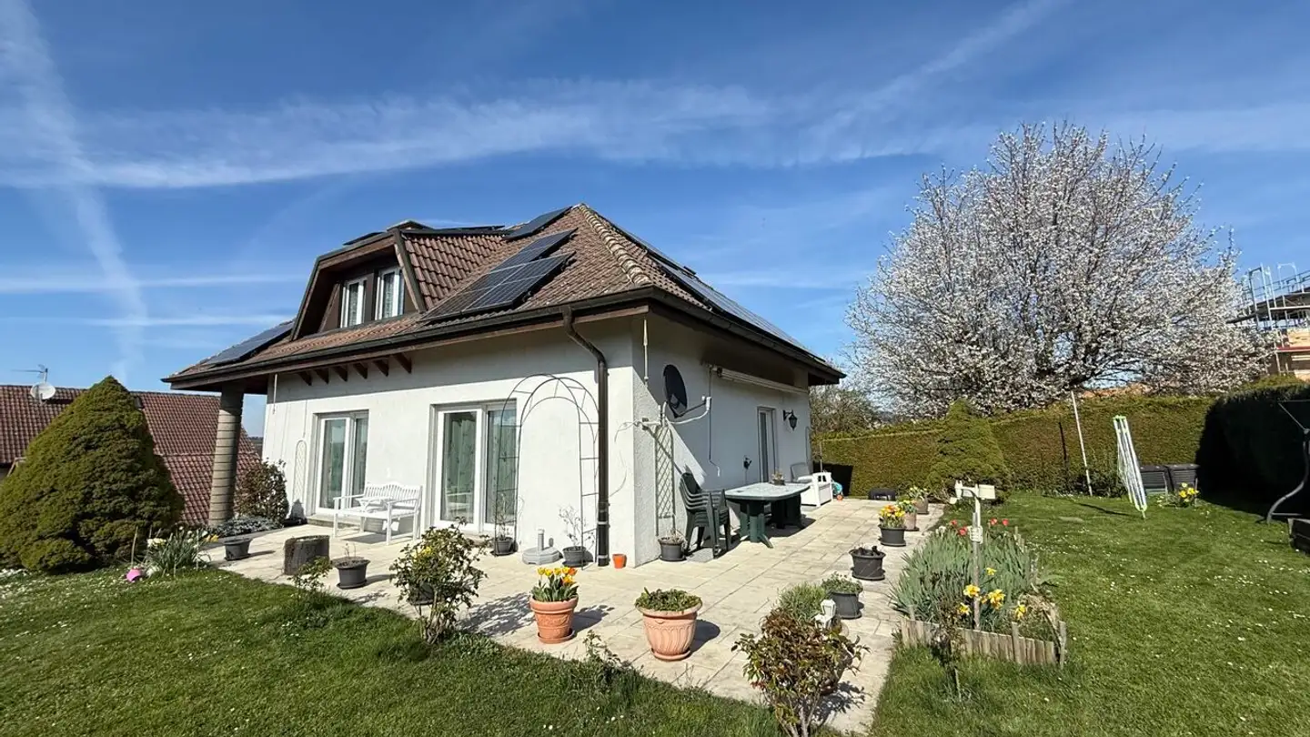 Single house for sale - 2952 Cornol