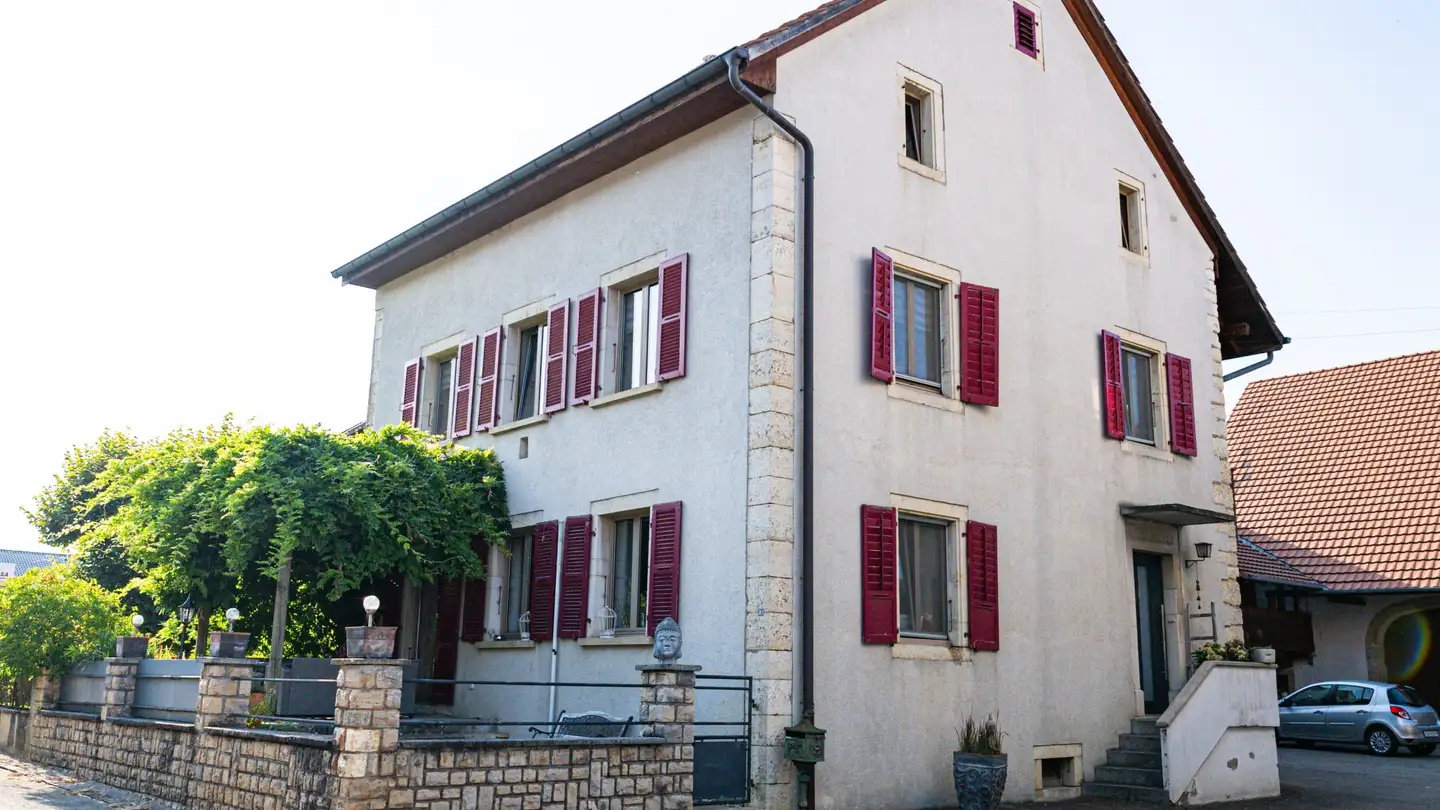 Row house for sale - 2906 Chevenez