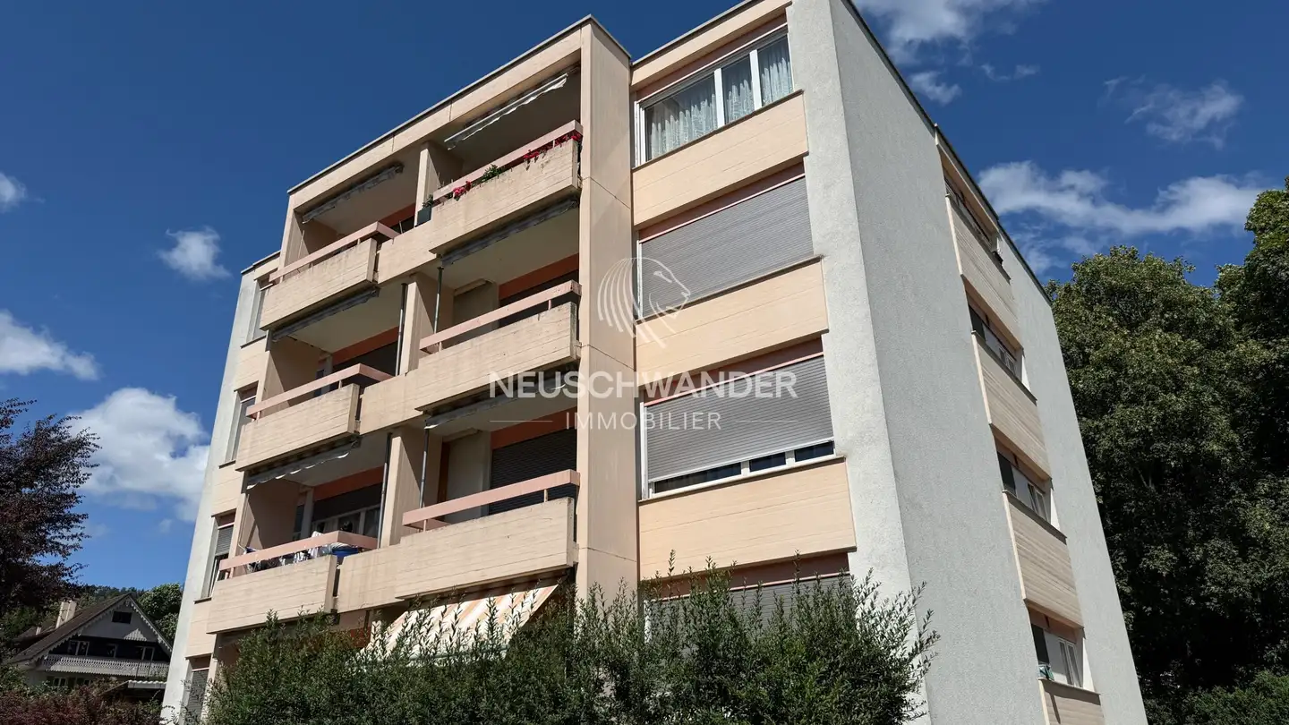 Commercial à vendre - Rue Du Jura, 2800 Delémont