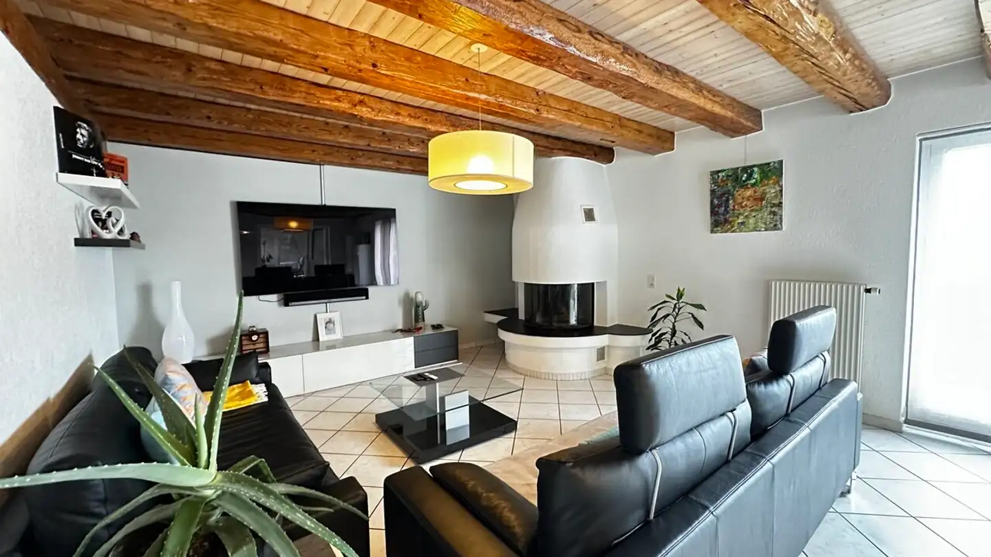 Semi-detached house for sale - 2827 Mervelier - Photo 4