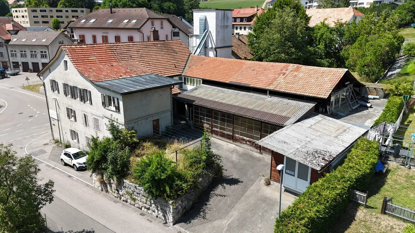 Mixed-use building for sale - 2732 Reconvilier - Photo 3