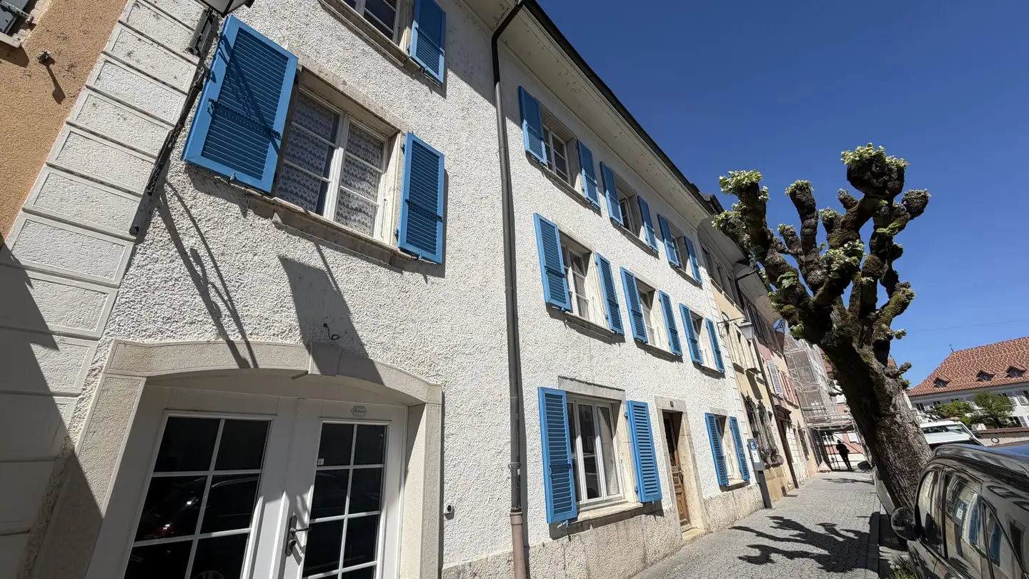 Mischgenutztes Gebäude kaufen - Rue Du Jura, 2900 Porrentruy