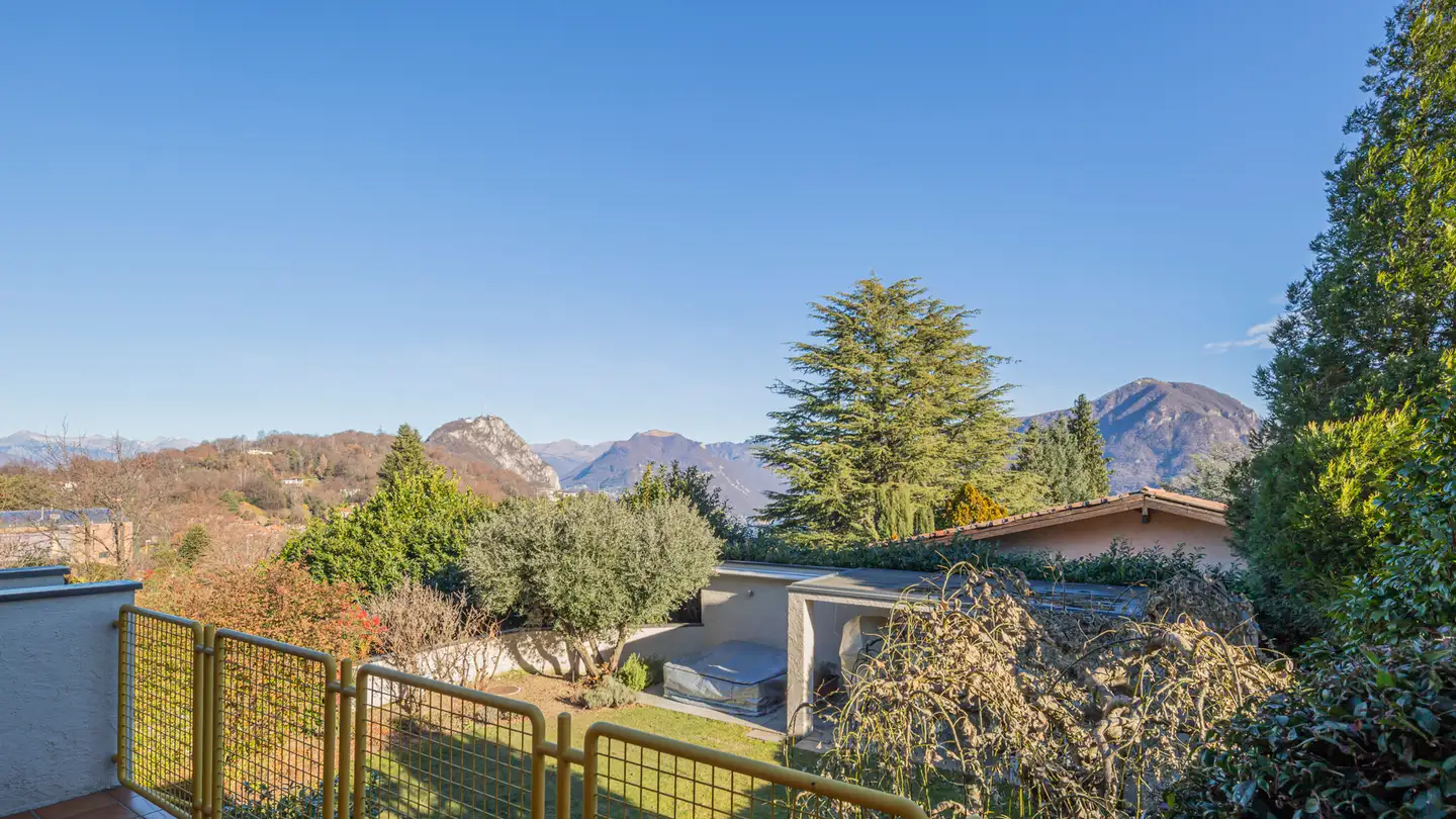 Casa a schiera in vendita - Via Principale 75, 6914 Carona