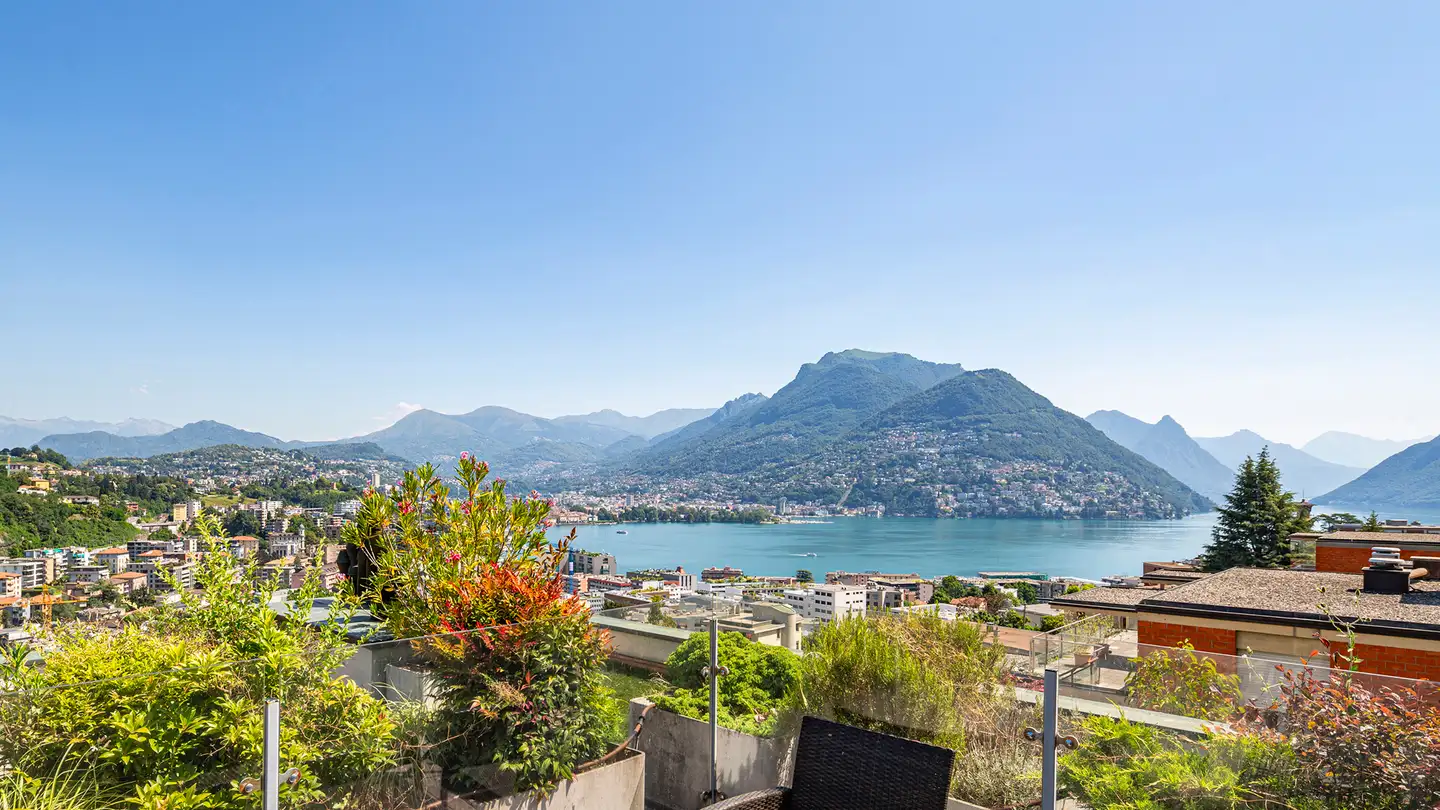 Attico in vendita - Via Alessandro Antonietti 17, 6900 Paradiso
