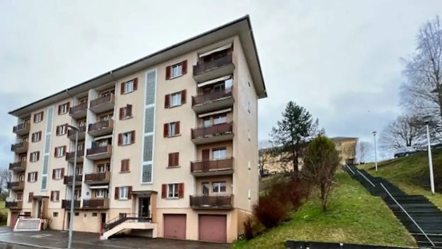 Edificio residenziale in vendita - 2400 Le Locle - Photo 2