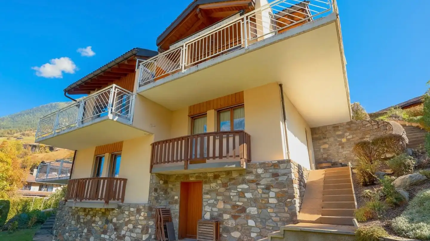 Single house for sale - 1937 Orsières