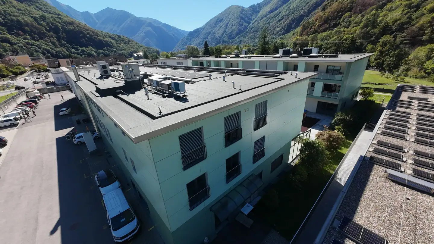 Office space for sale - 6673 Maggia