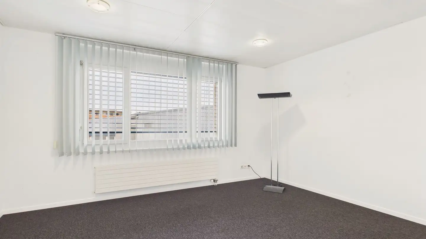 Spazio ufficio in affitto - 8623 Wetzikon ZH - Photo 4