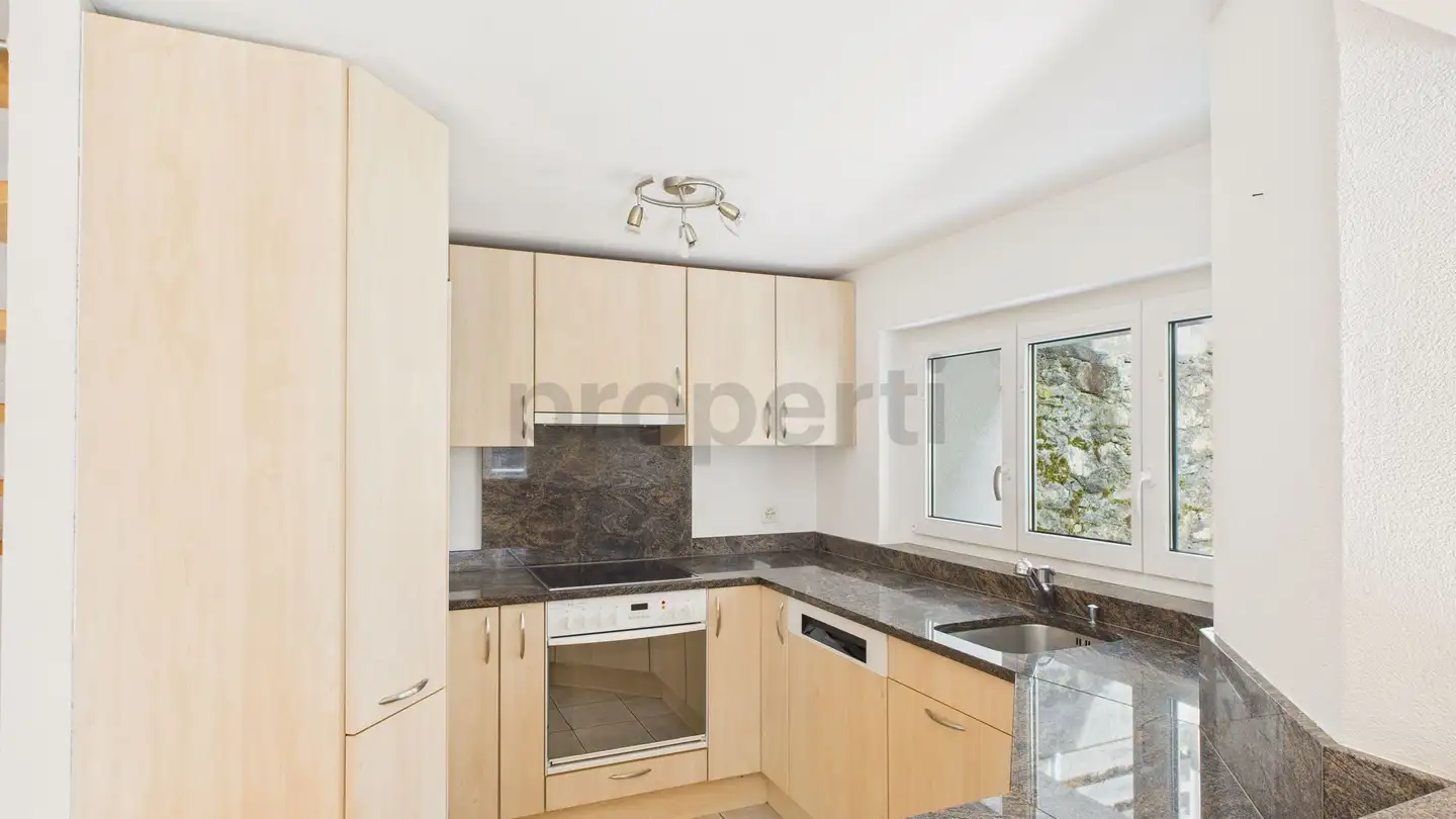 Single house for rent - 9478 Azmoos - Photo 2