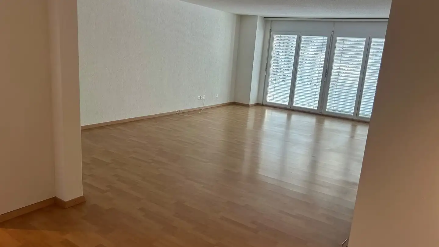 Appartement à louer - 8483 Kollbrunn