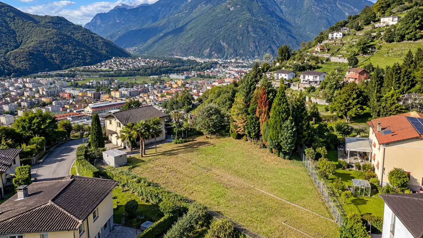 Terrain constructible à vendre - 6503 Bellinzona