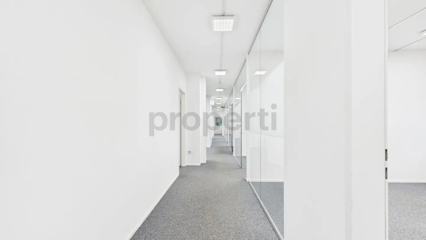 Spazio ufficio in affitto - 4912 Aarwangen - Photo 4