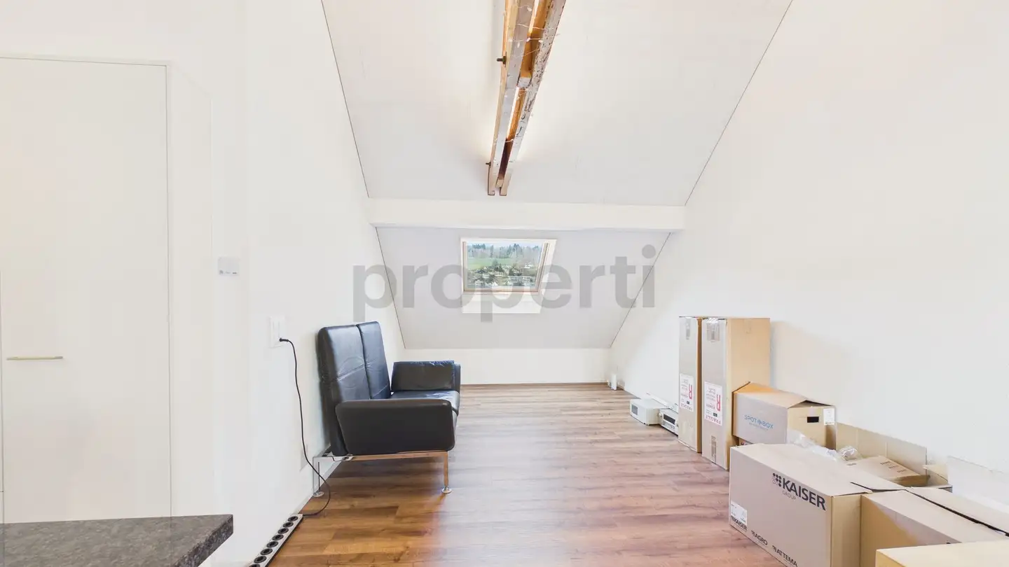 Attique à louer - 8964 Rudolfstetten