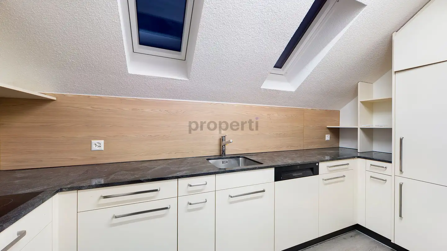 Dachgeschosswohnung mieten - 6280 Hochdorf - Foto 2