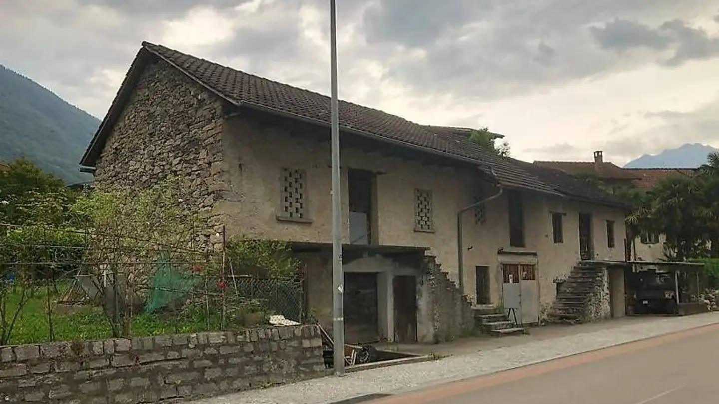 Terreno edificabile in vendita - 6533 Lumino - Photo 2