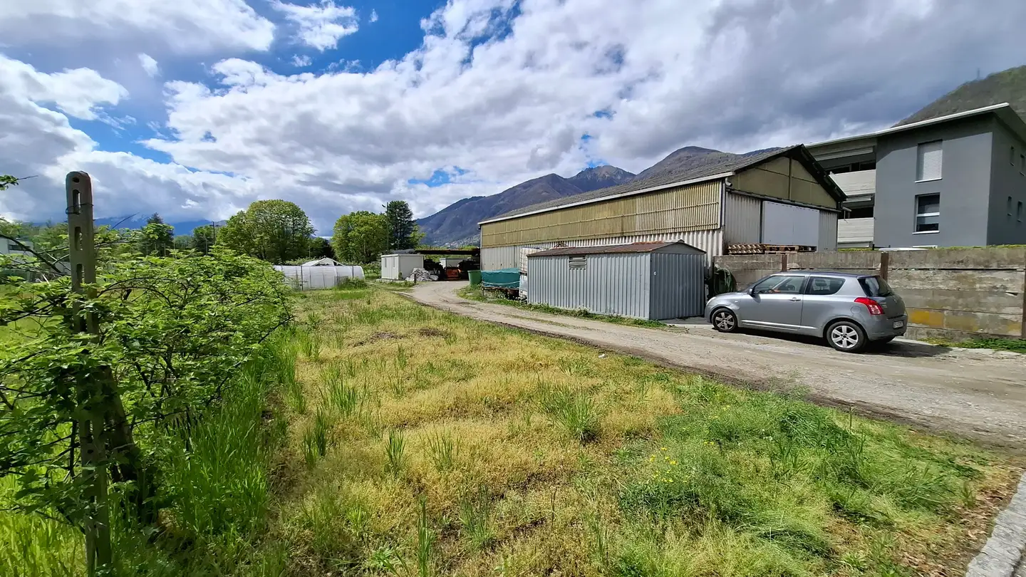 Constructible plot for sale - 6596 Gordola