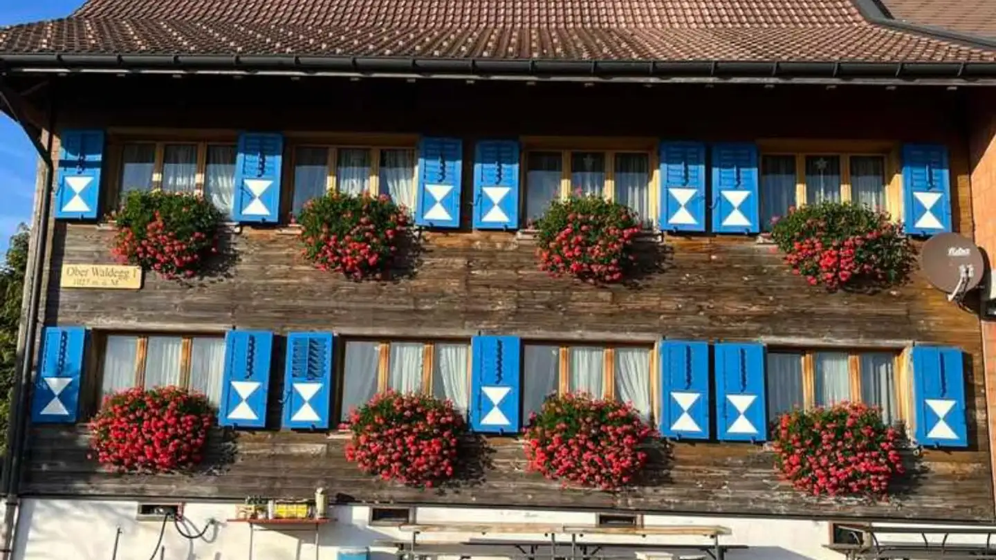 Appartement à louer - 6125 Menzberg