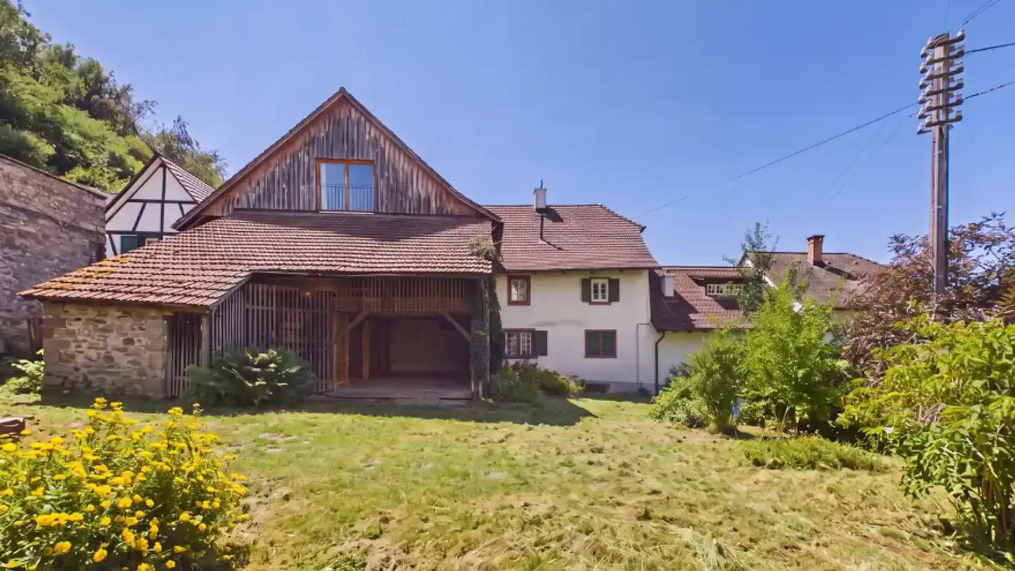 Row house for sale - 4126 Bettingen