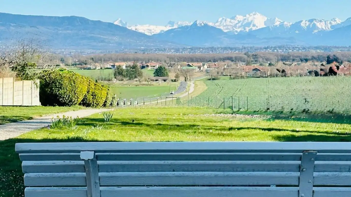 Single house for rent - 1239 Collex