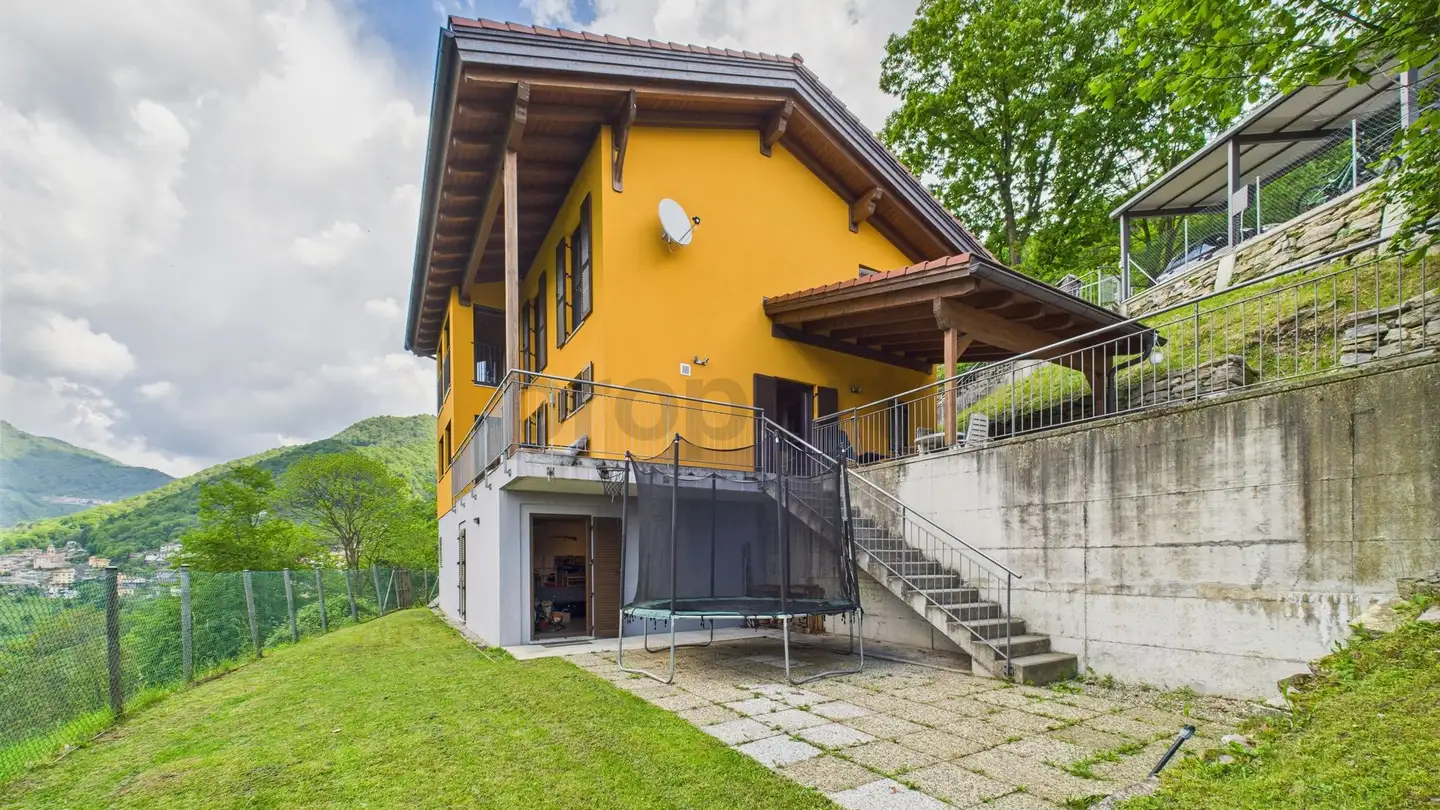 Single house for sale - 6838 Cabbio