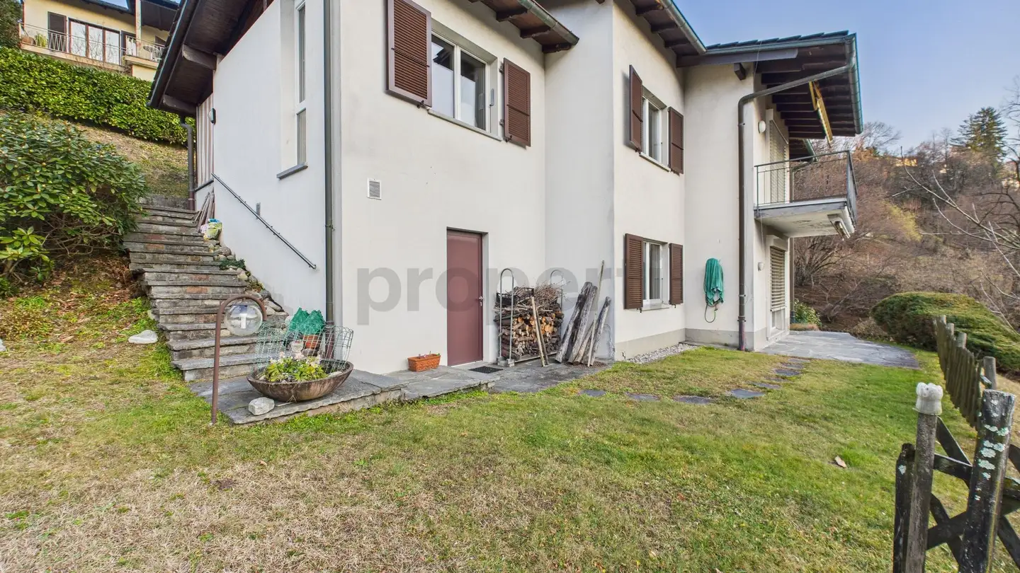 Villa for sale - Purasca, 6989 Purasca