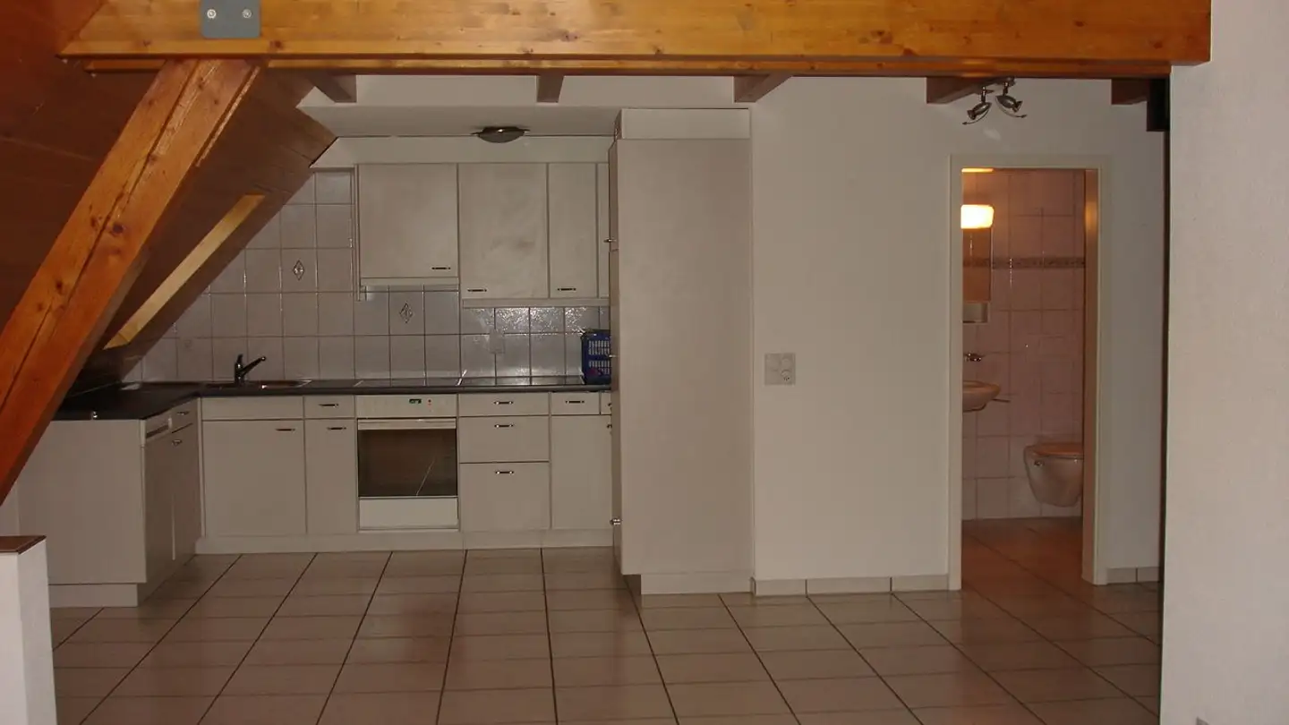 Dachgeschosswohnung mieten - 3210 Kerzers - Foto 2