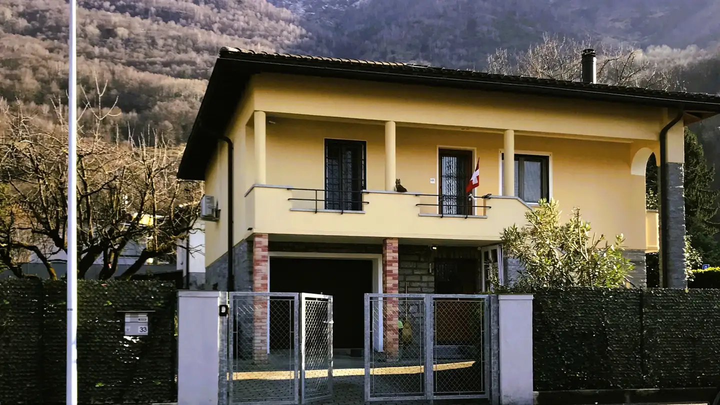 Einfamilienhaus kaufen - 6593 Cadenazzo