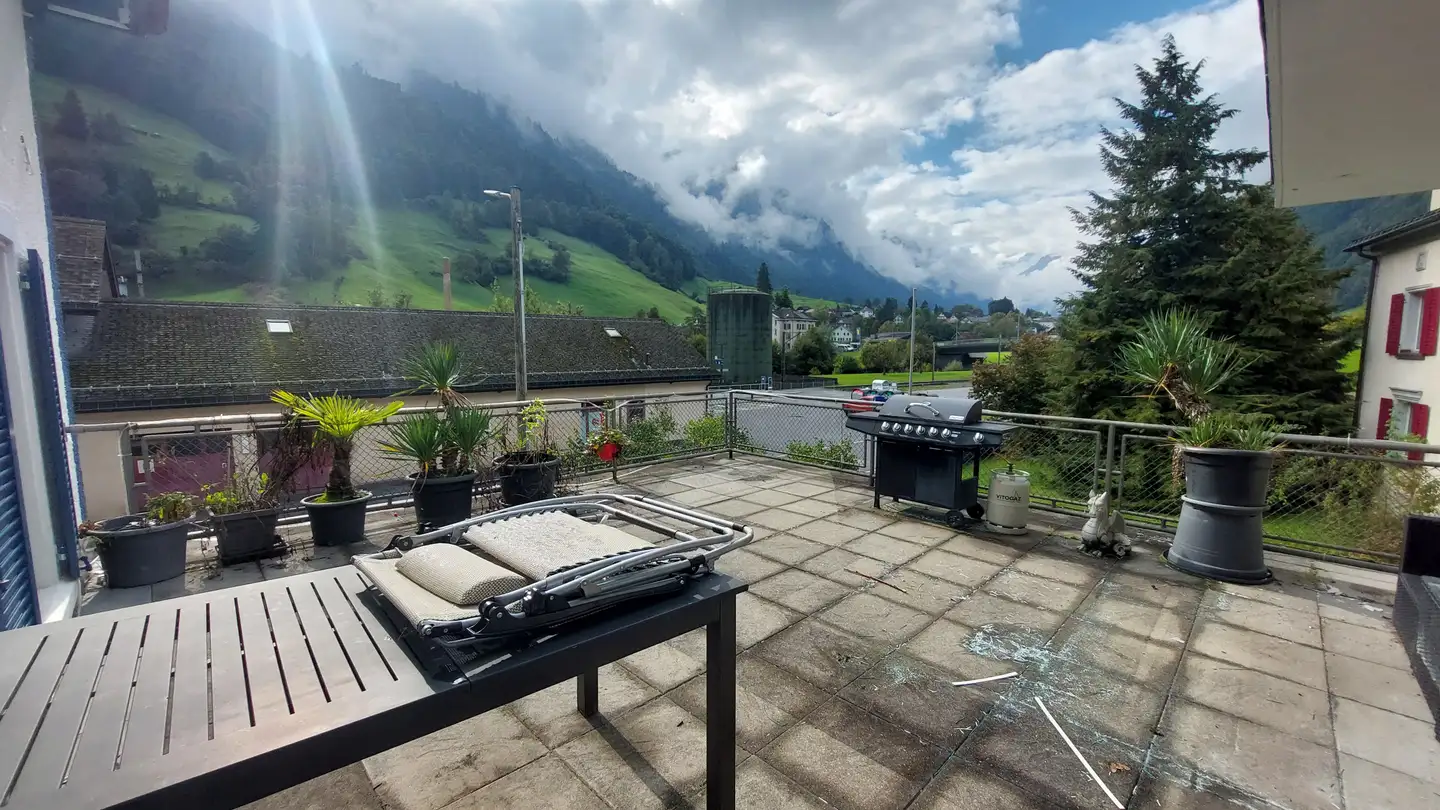 Stepped apartment for rent - 8775 Luchsingen