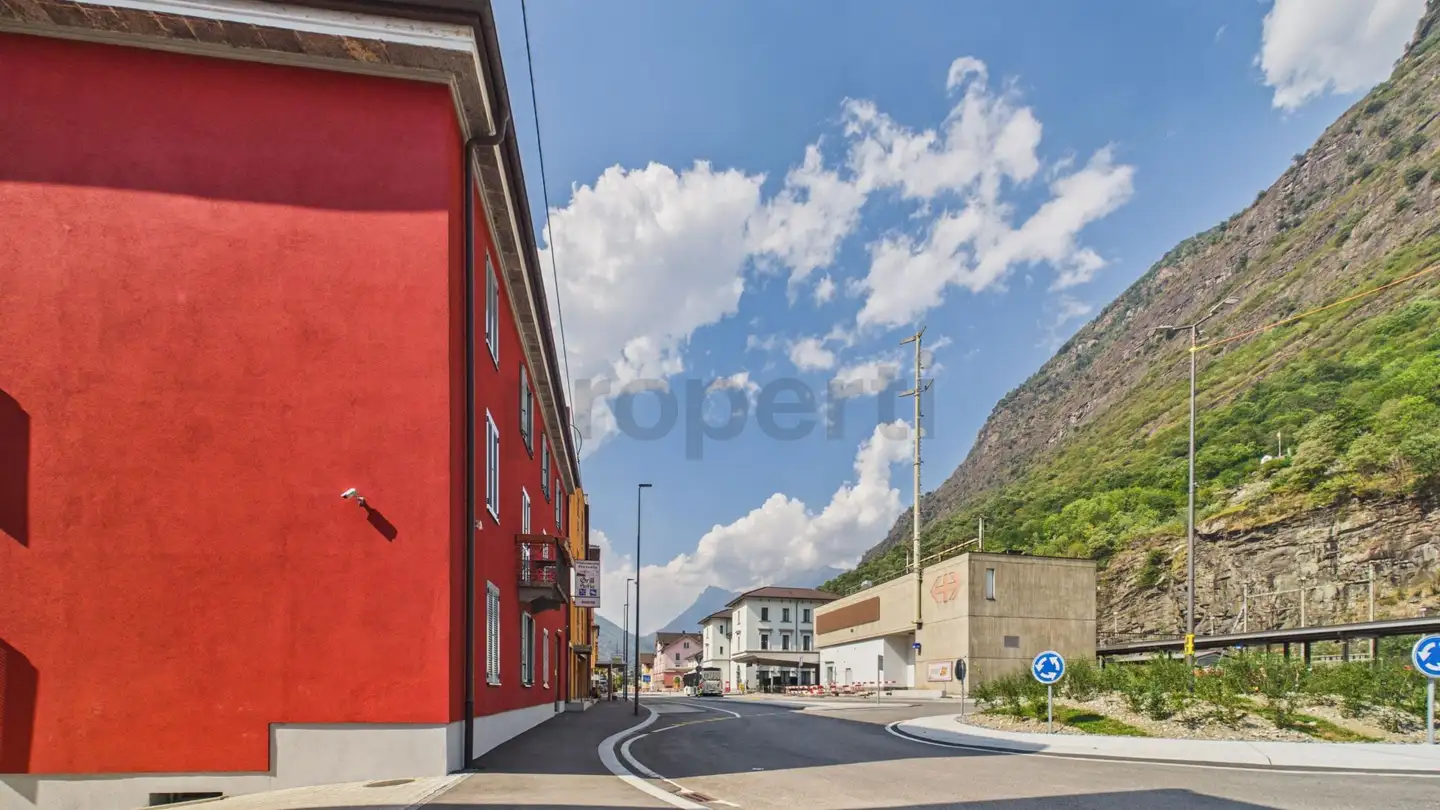 Immeuble résidentiel à vendre - 6710 Biasca - Photo 2