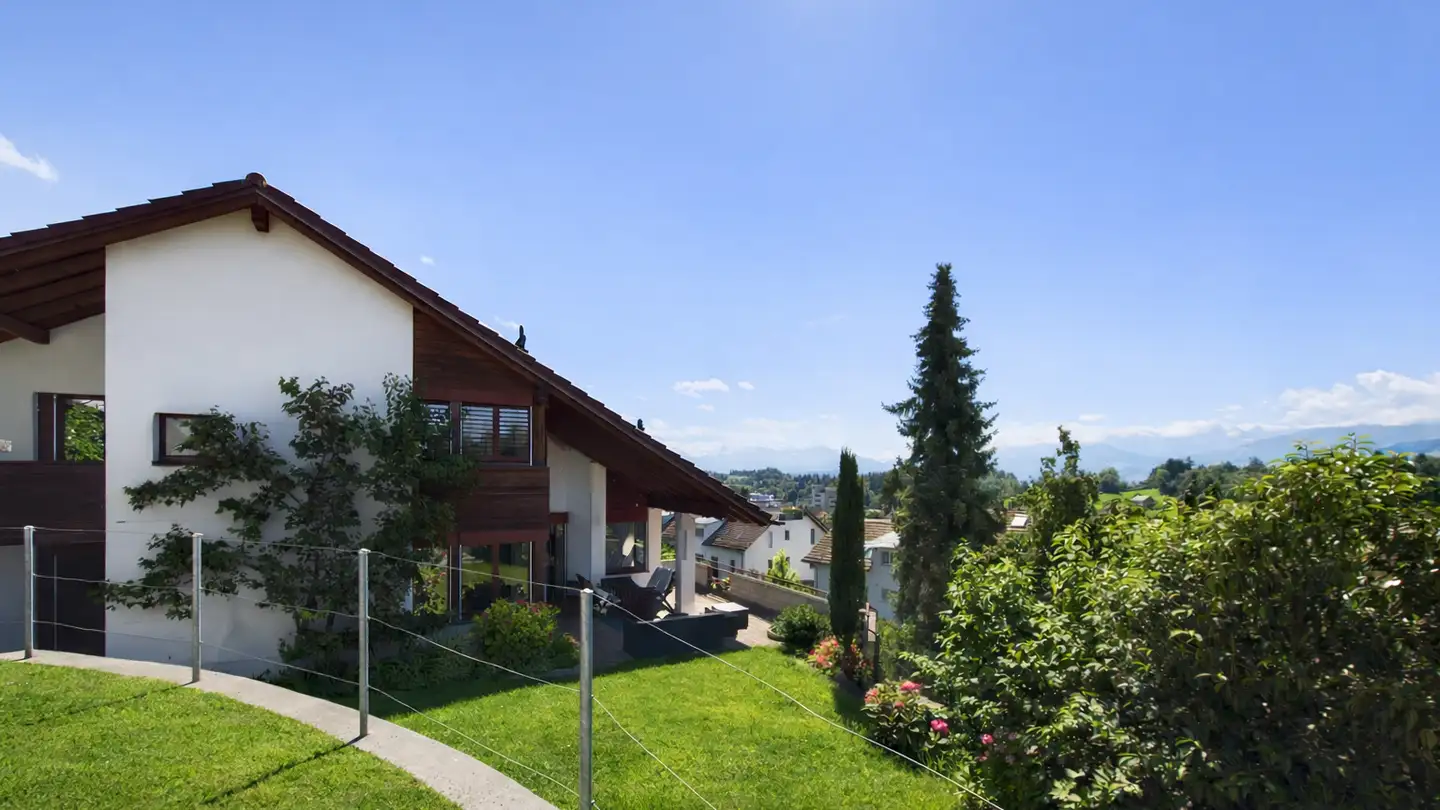 Maison individuelle à vendre - 8634 Hombrechtikon