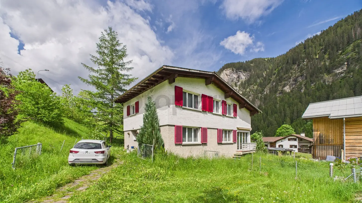 Casa singola in vendita - 7107 Safien Platz - Photo 2