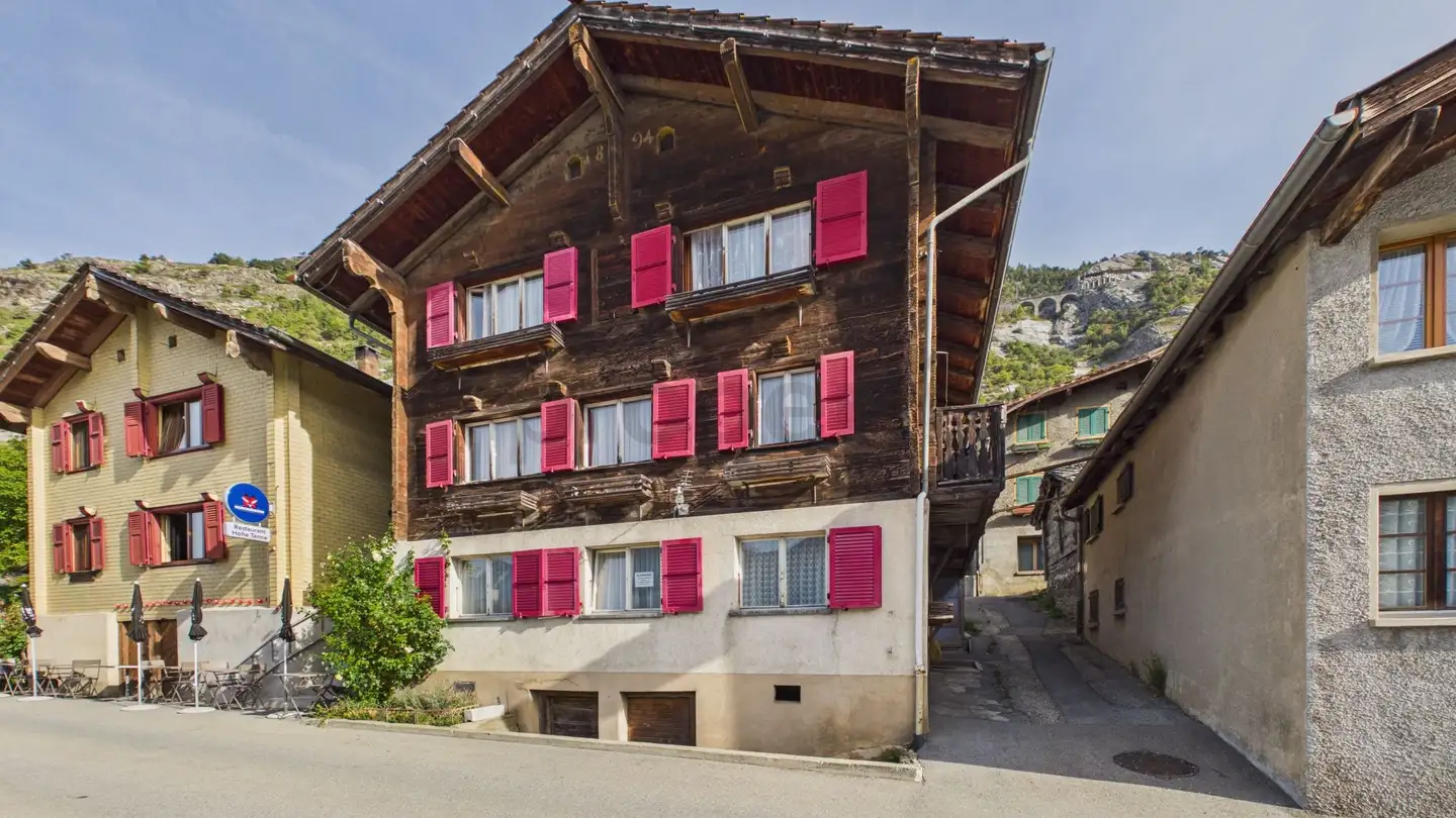Apartment for sale - 3949 Hohtenn