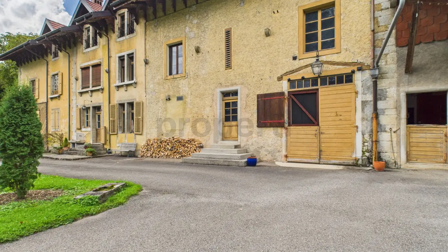 Apartment for rent - 2108 Couvet